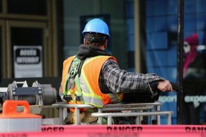 NR 18 na construção civil – O que é, para que serve e como se adequar 2 NR 18 na construcaocivil o que e para que serve e como se adequar 3 768x512 1